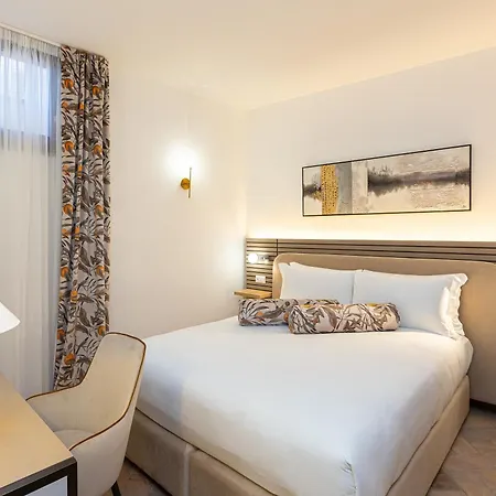 Hotel Diffuso & 4*